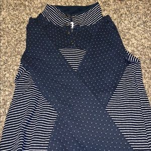 Maurices sweater size medium